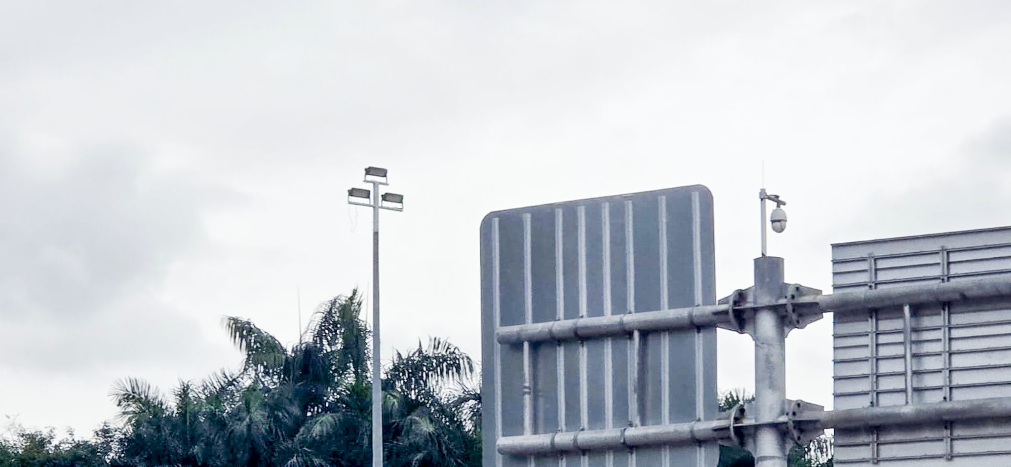 Lampu Sorot SFM Bisa Dipakai Seperti Lampu Jalan